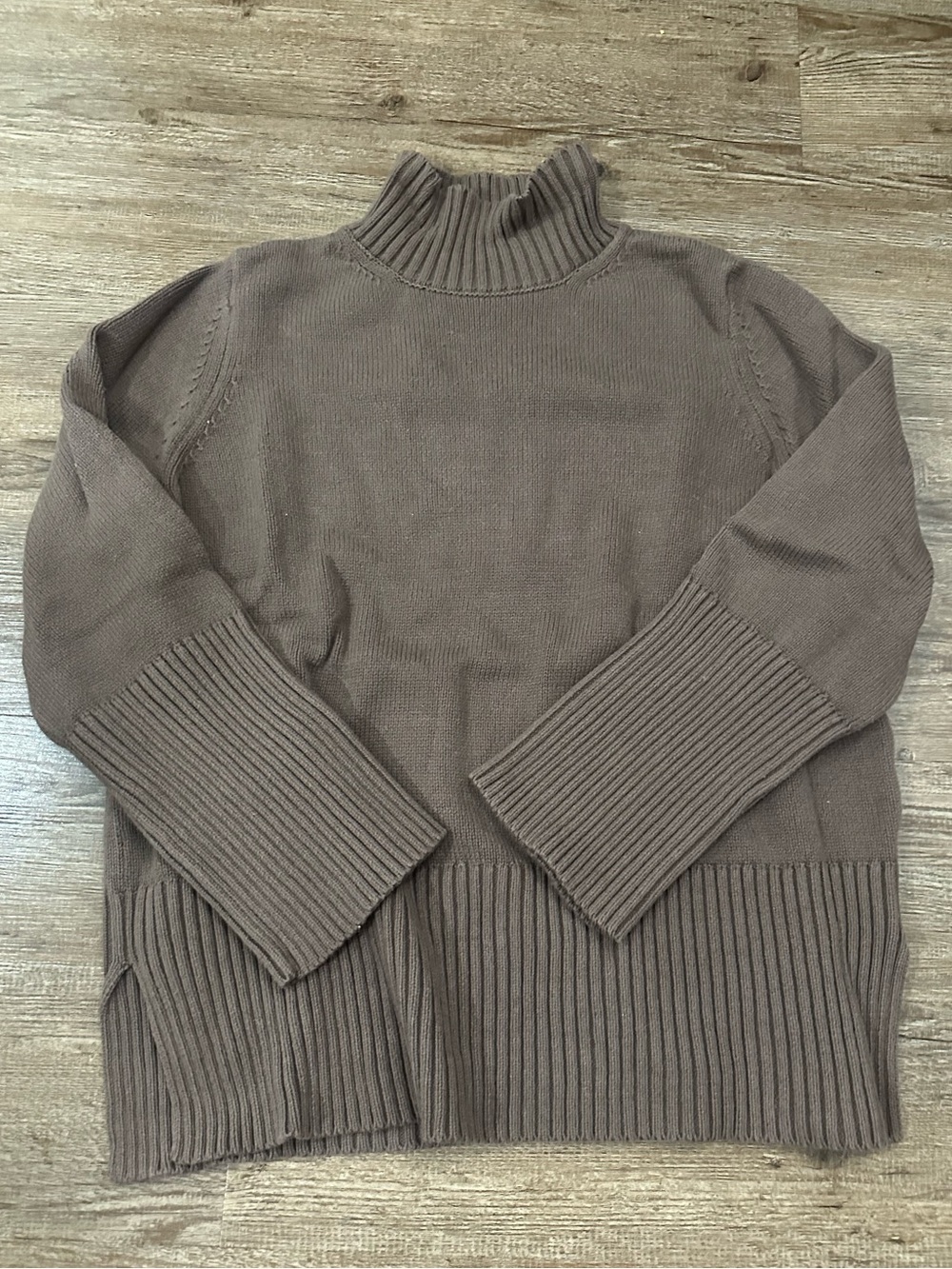 Ribbed Mock / Roll Neck Sweater - Brown